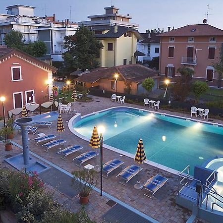 Hotel Sorriso Белларія-Іджеа-Марина Екстер'єр фото